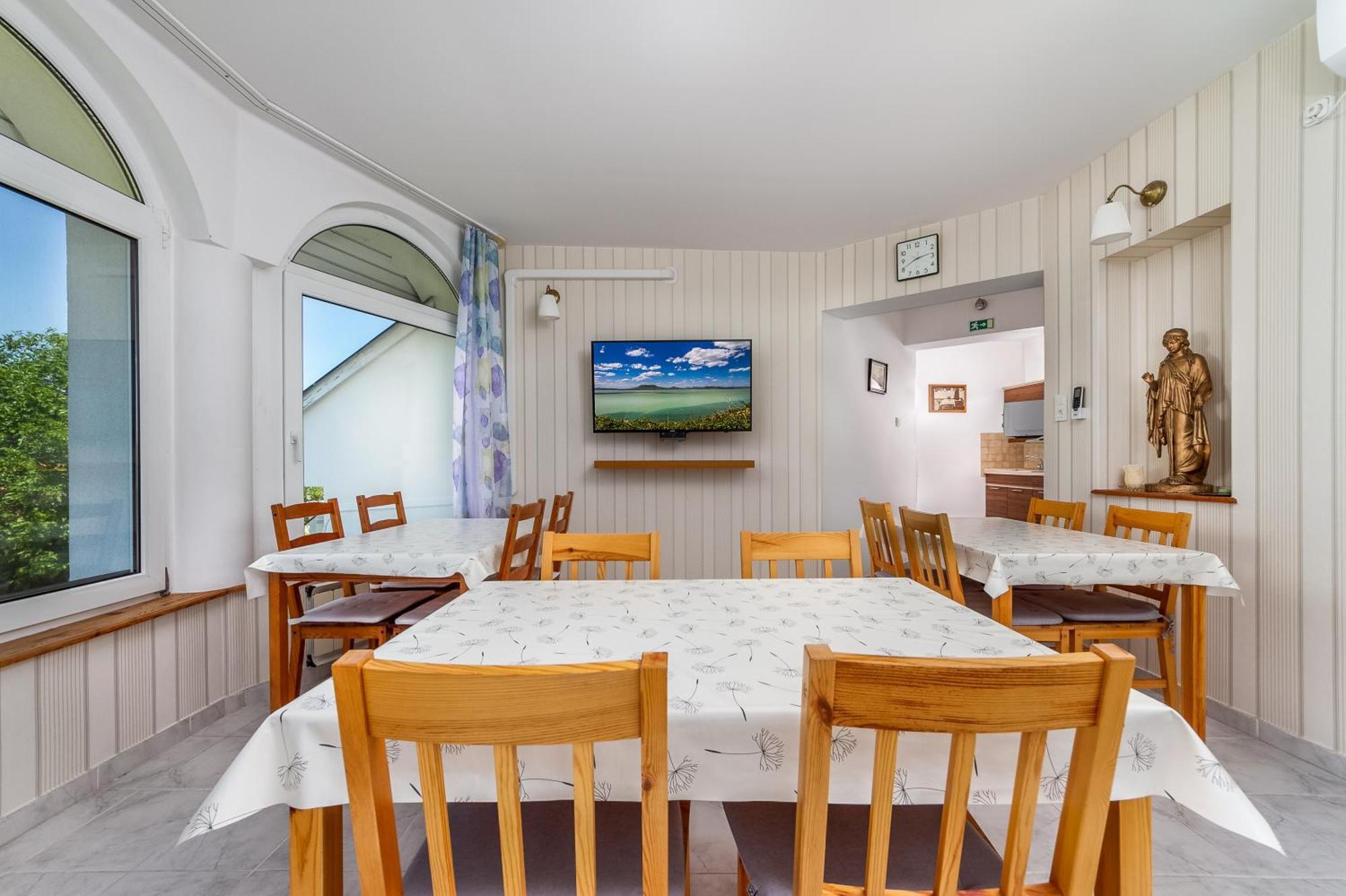 Katalin Vendeghaz Hotel Gyenesdiás Buitenkant foto