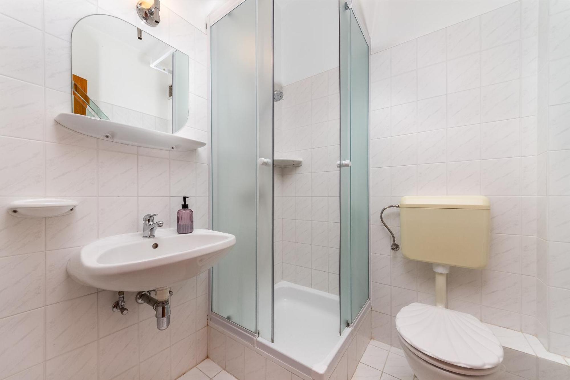 Katalin Vendeghaz Hotel Gyenesdiás Buitenkant foto